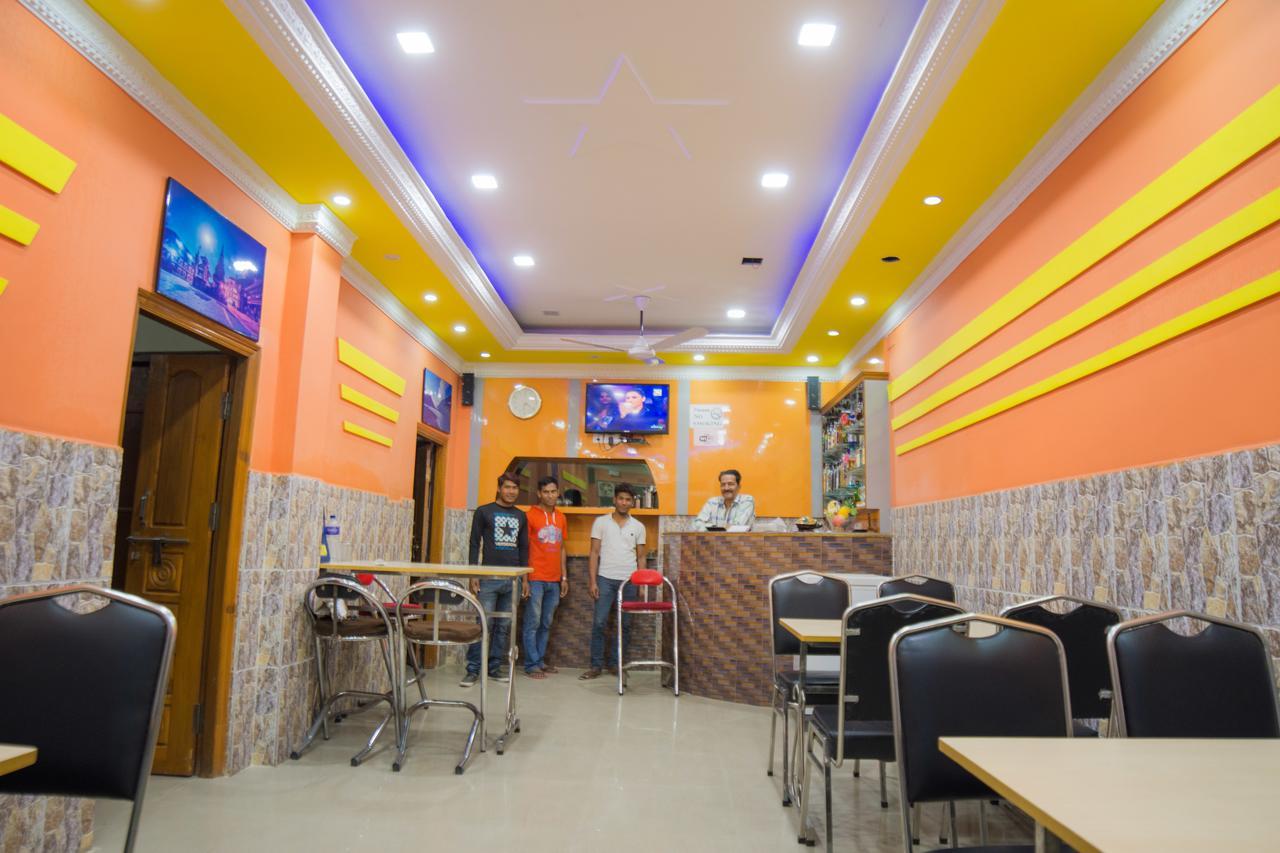 Galaxy Guest House Bhairāhawā Buitenkant foto