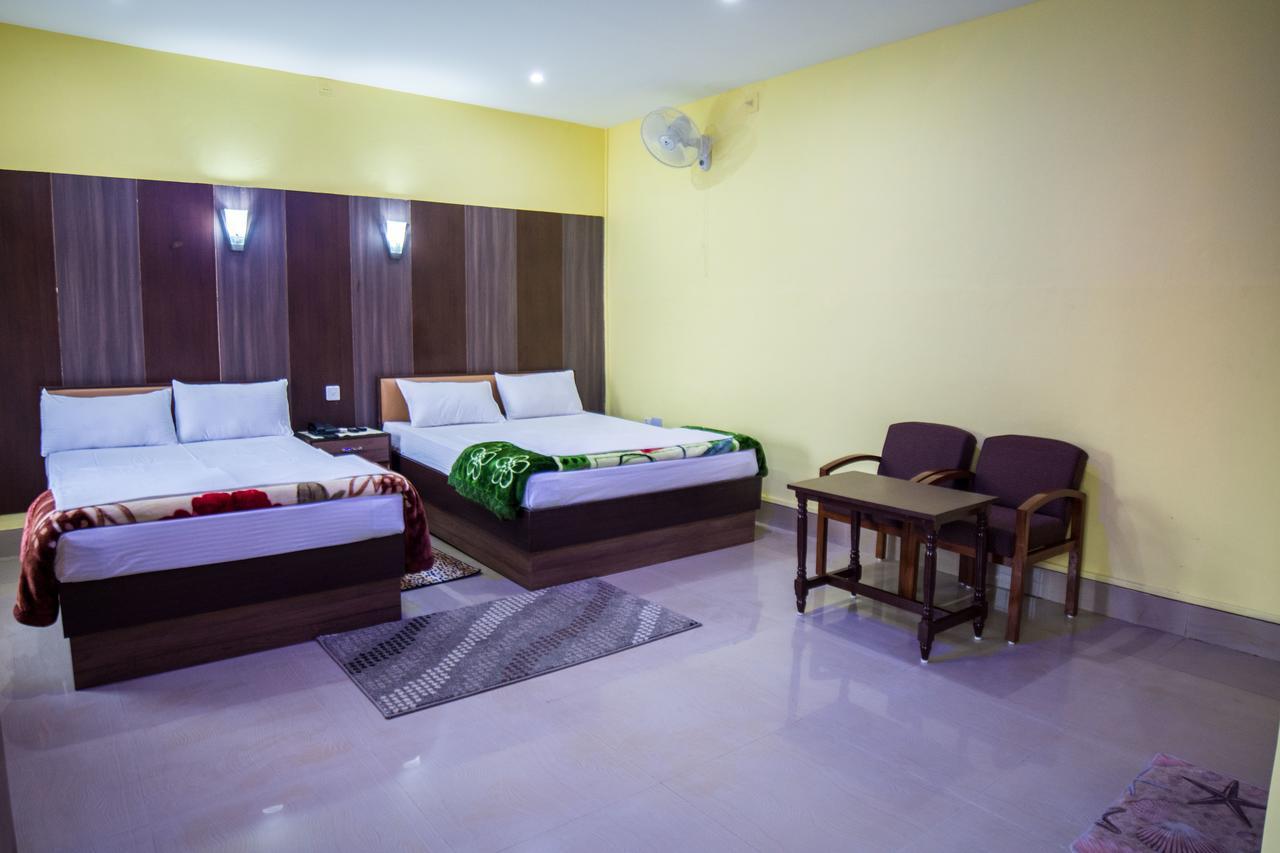Galaxy Guest House Bhairāhawā Buitenkant foto